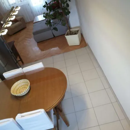 Spacious Family With Parking In The Shade And Barbecue House Appartement